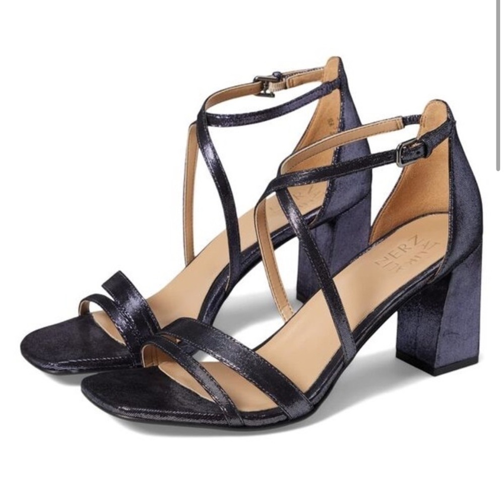 NATURALIZER purple heels (WIDE)